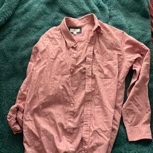 Club room salmon color button up large